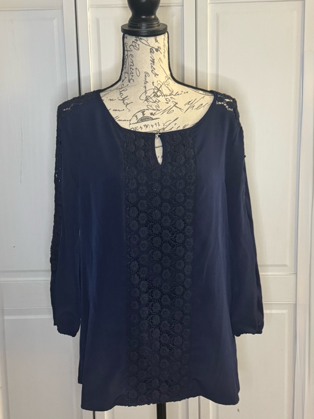 Dana Buchman Navy Lace-Front Blouse